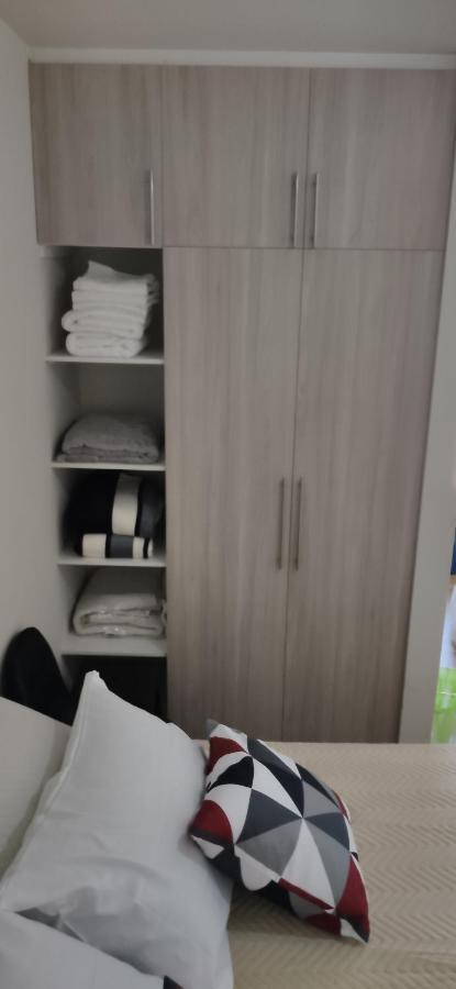 Appartamento Departamento Moderno, Familiar Y Acogedor. Cochabamba Esterno foto